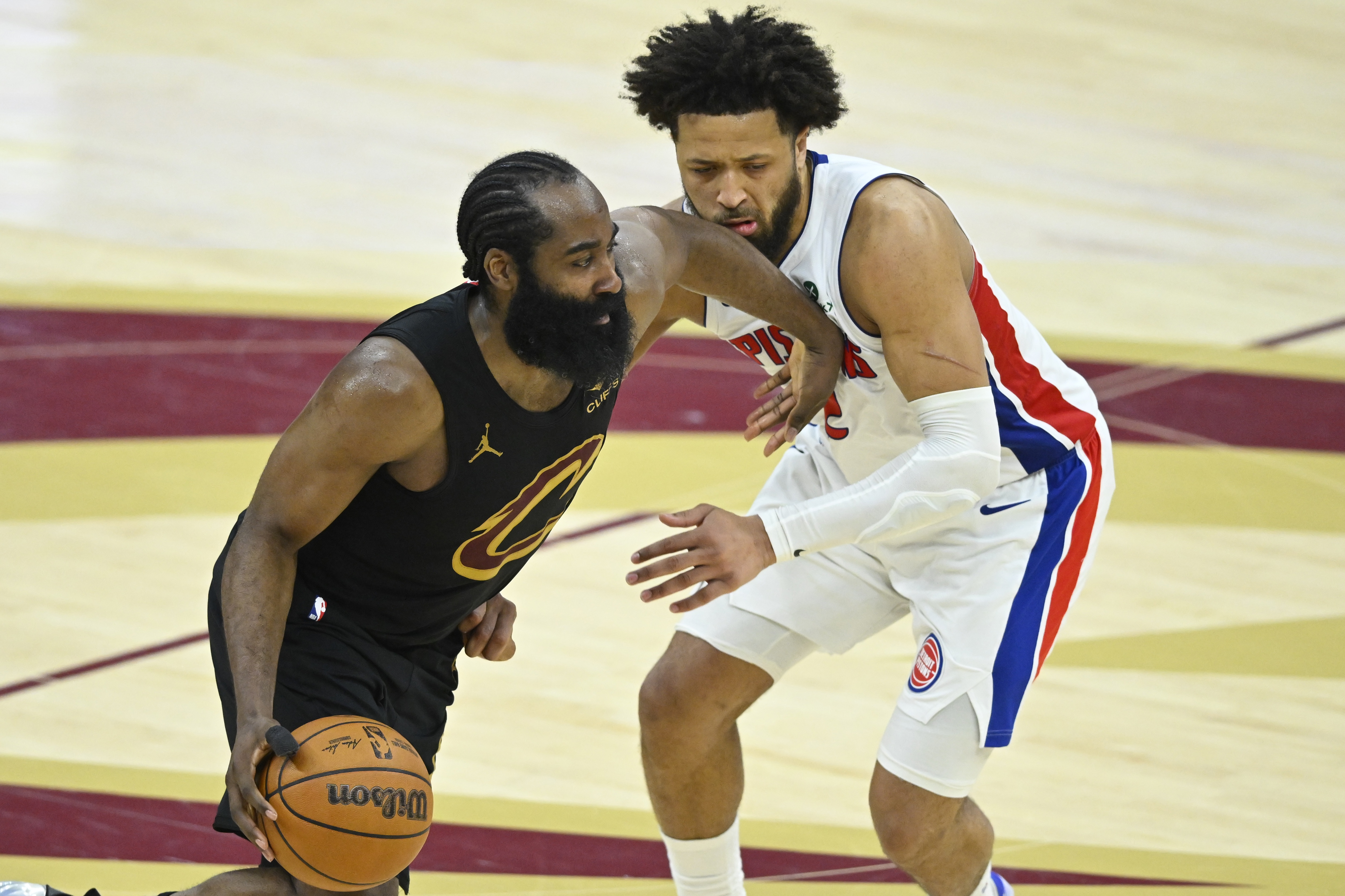 开云直播平台-NBA彩经：骑士拿下活塞先下一城 雷霆轻取湖人迎开门红